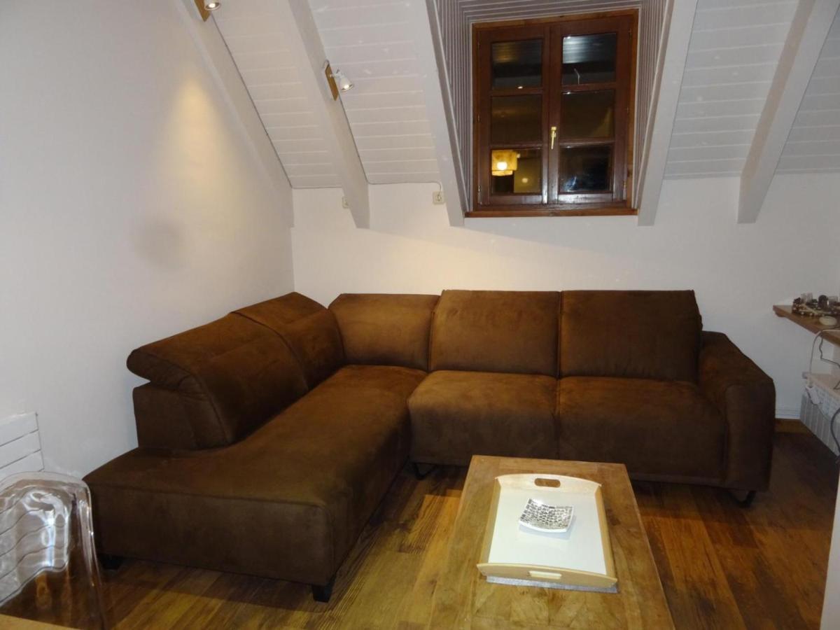 Apartamentos Tanau Baqueira Beret Buitenkant foto