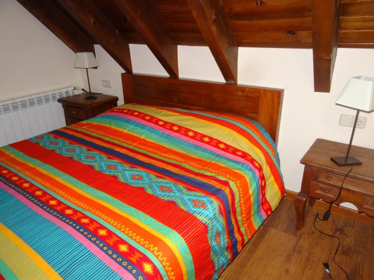 Apartamentos Tanau Baqueira Beret Buitenkant foto