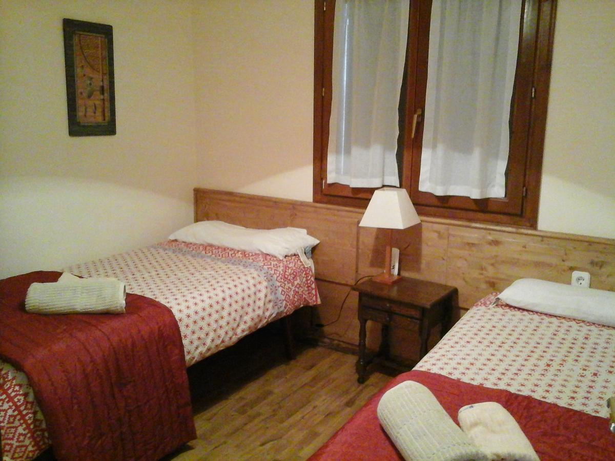 Apartamentos Tanau Baqueira Beret Buitenkant foto