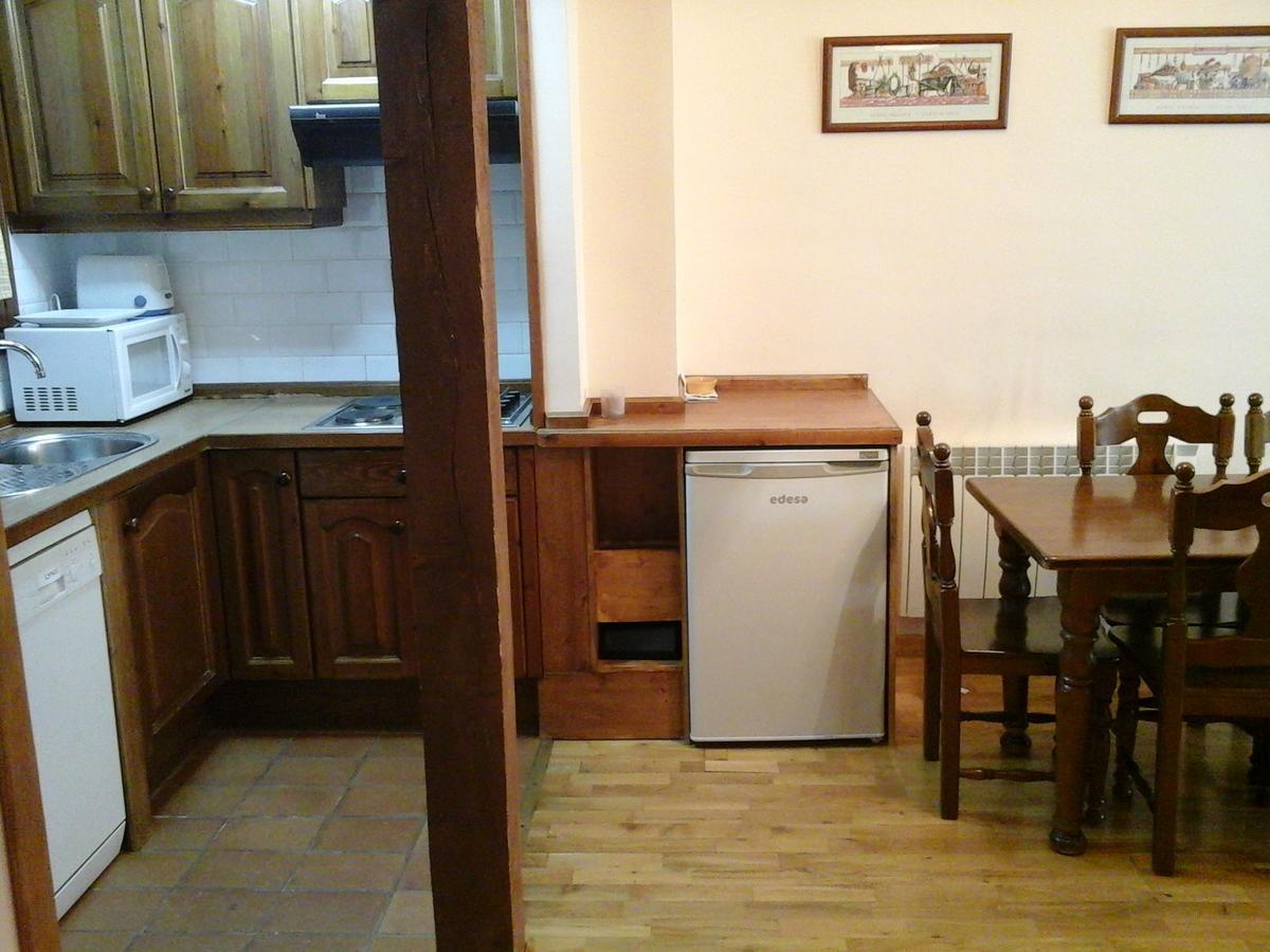 Apartamentos Tanau Baqueira Beret Buitenkant foto