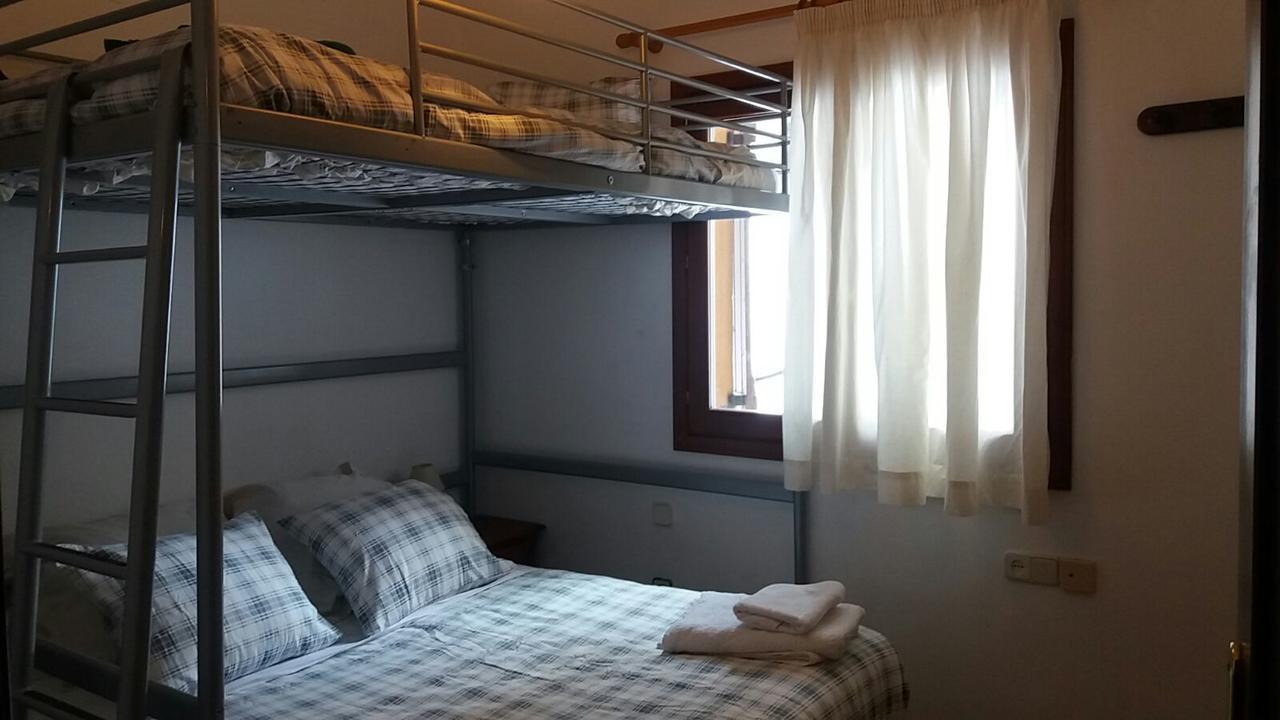 Apartamentos Tanau Baqueira Beret Buitenkant foto